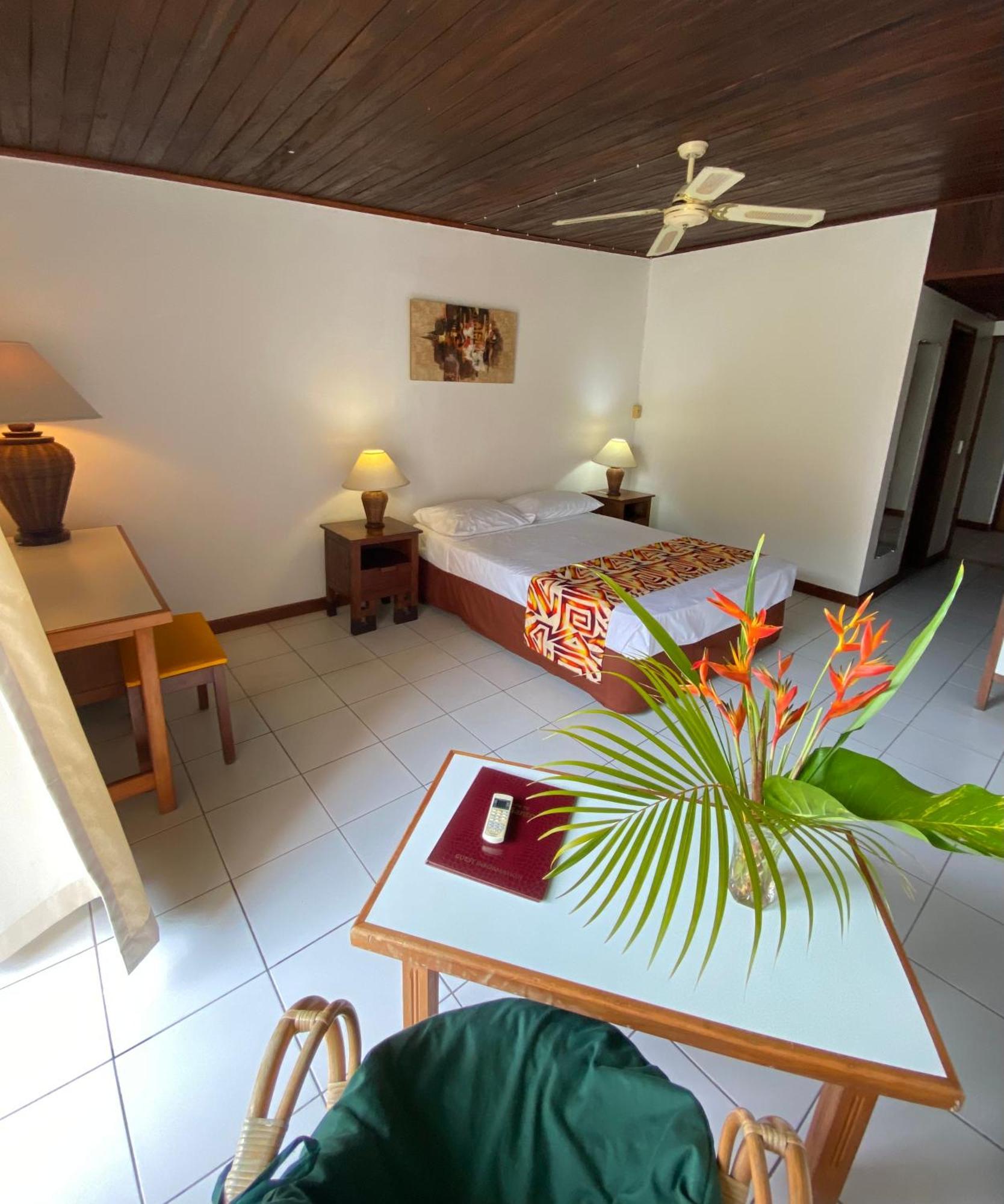Hotel Santo Vanuatu Luganville Kültér fotó
